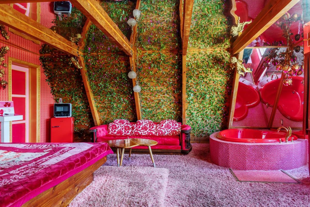 Hicksville Pines Chalets & Motel 아이딜와일드 외부 사진