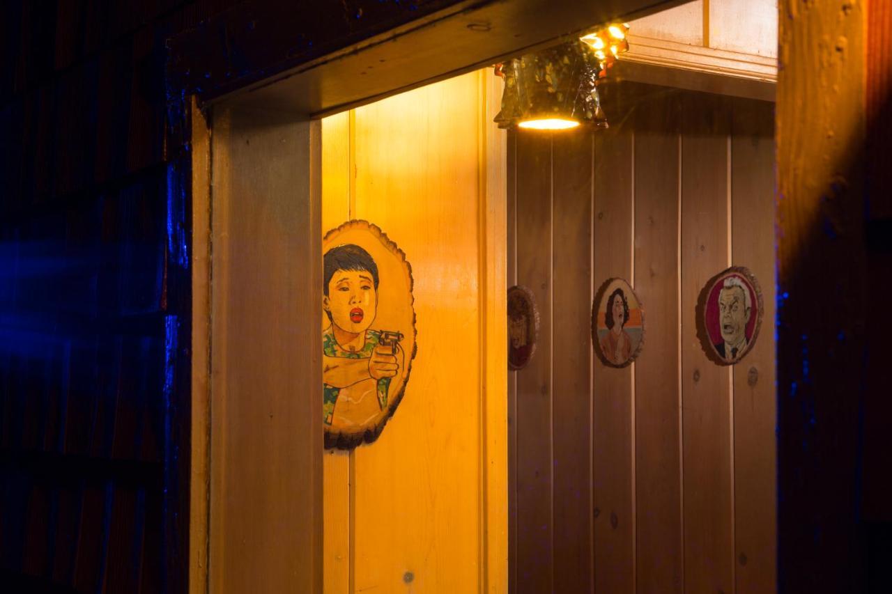 Hicksville Pines Chalets & Motel 아이딜와일드 외부 사진